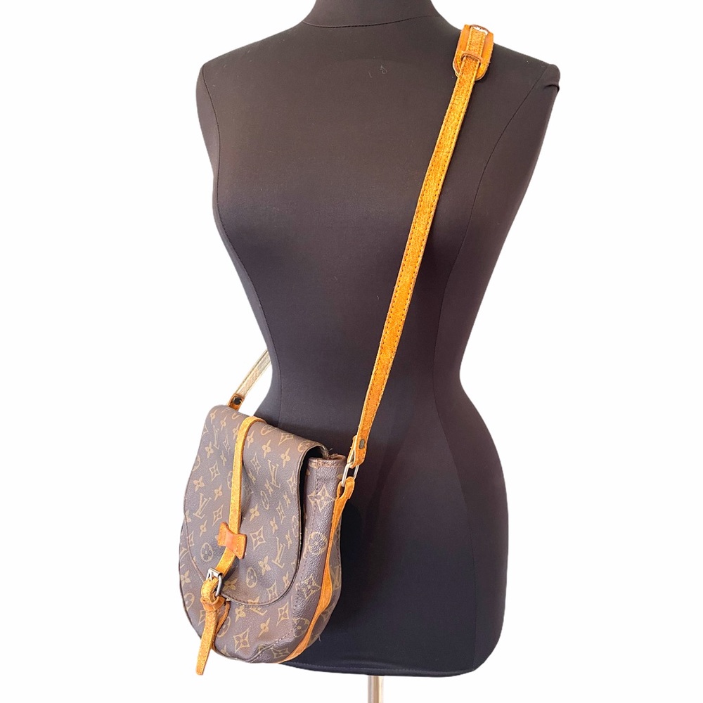 Louis Vuitton Monogram Chantilly MM  Messenger Bag